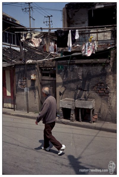 万航渡路