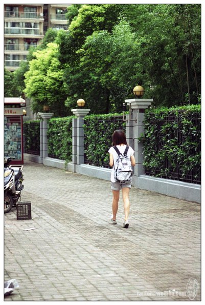 090826AV10019