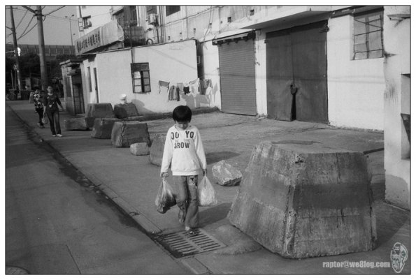 091007LS10022
